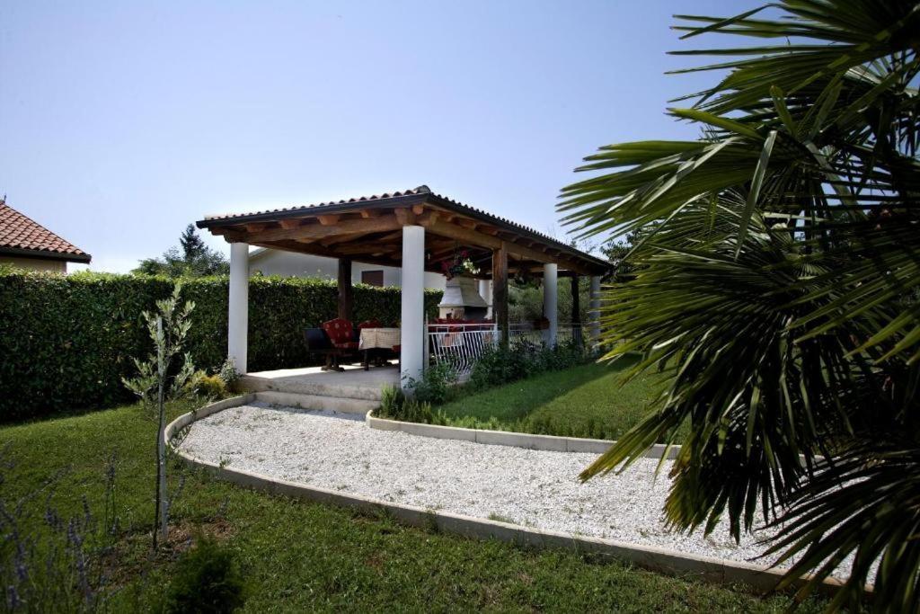 Apartments Athena Nova Vas  外观 照片